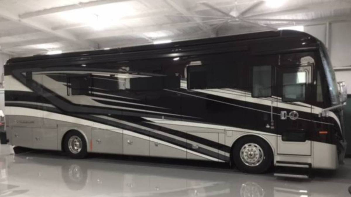 2021 Tiffin Phaeton 37BH TIFFIN Motorhomes For Sale By Owner